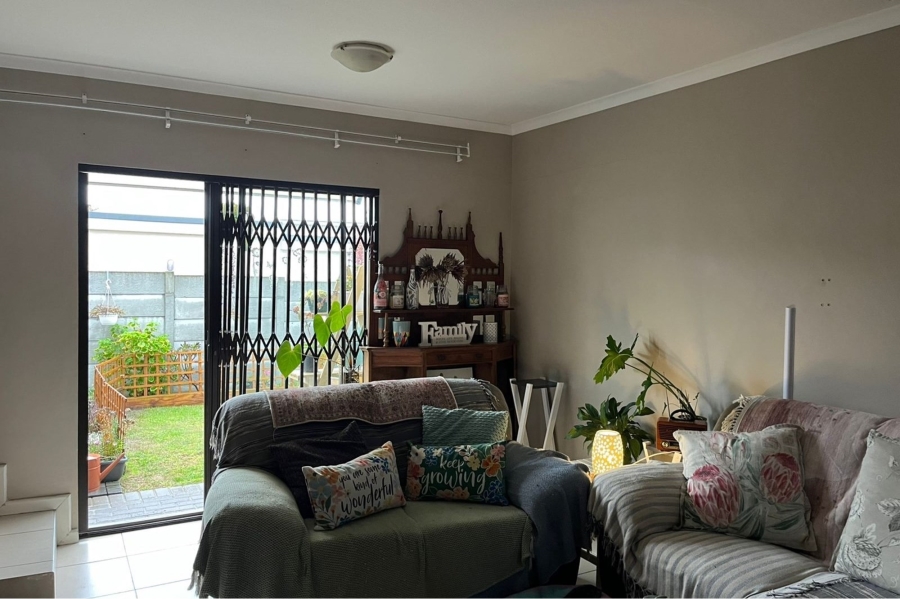 To Let 2 Bedroom Property for Rent in Brackenfell South Western Cape